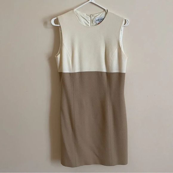 Vintage 90s / Y2K two tone camel beige and cream sheath dress 6 - Picture 6 of 6